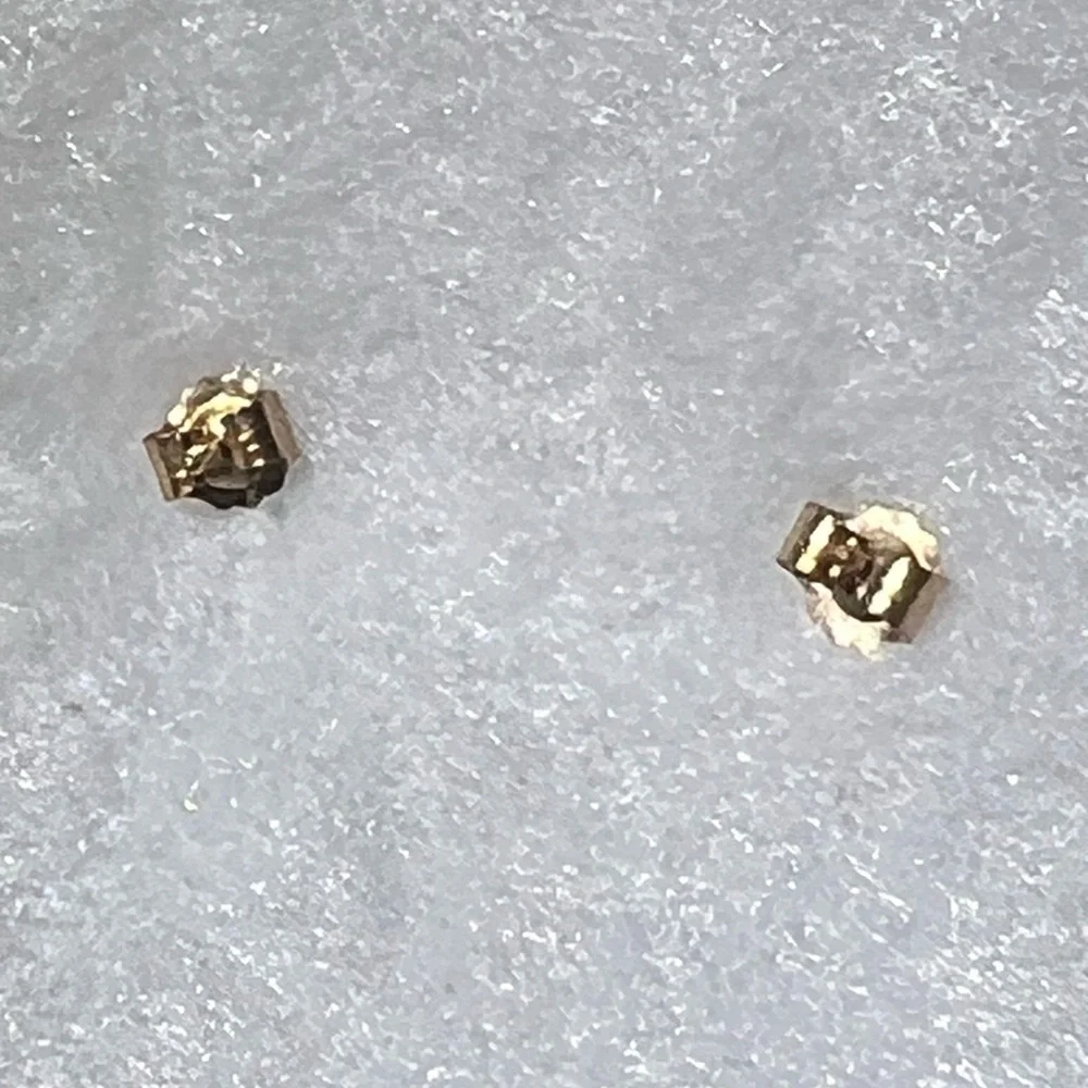 Black hills gold earrings - Picture 3 of 4